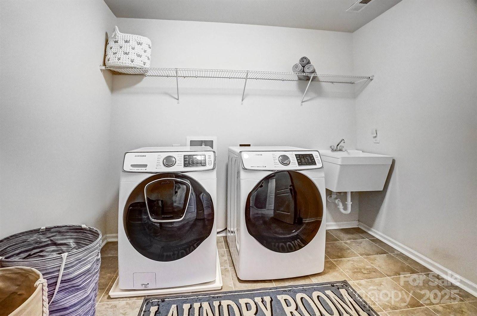 13240 Carolina Wren Court, Charlotte, NC 28278