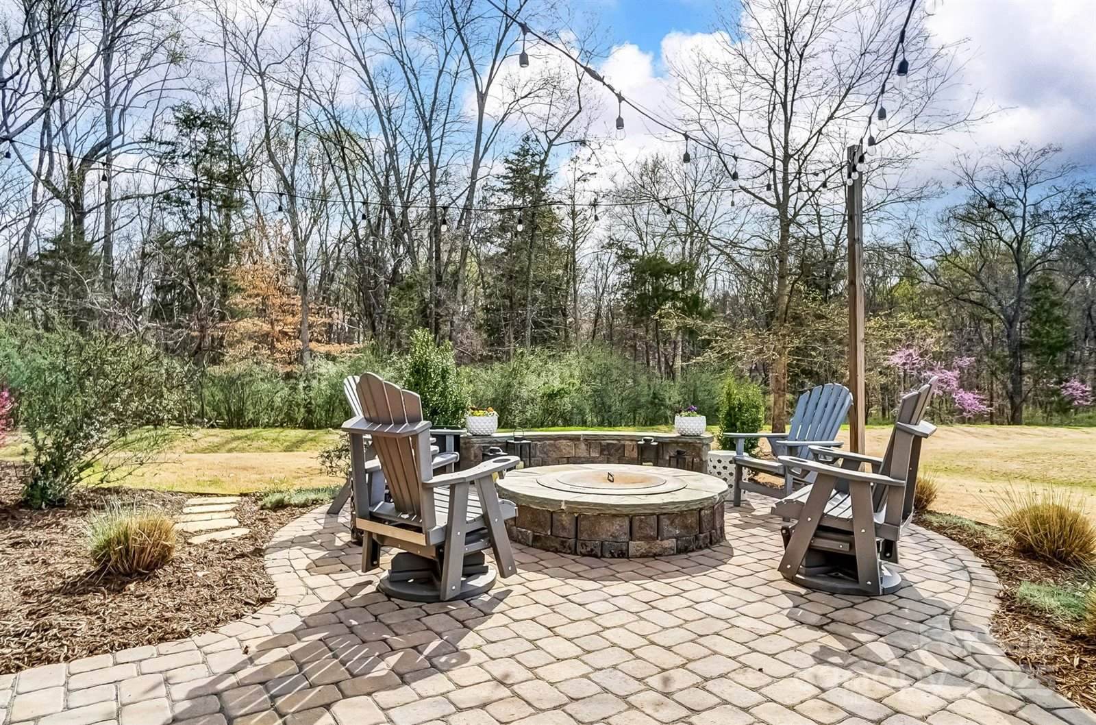 13240 Carolina Wren Court, Charlotte, NC 28278