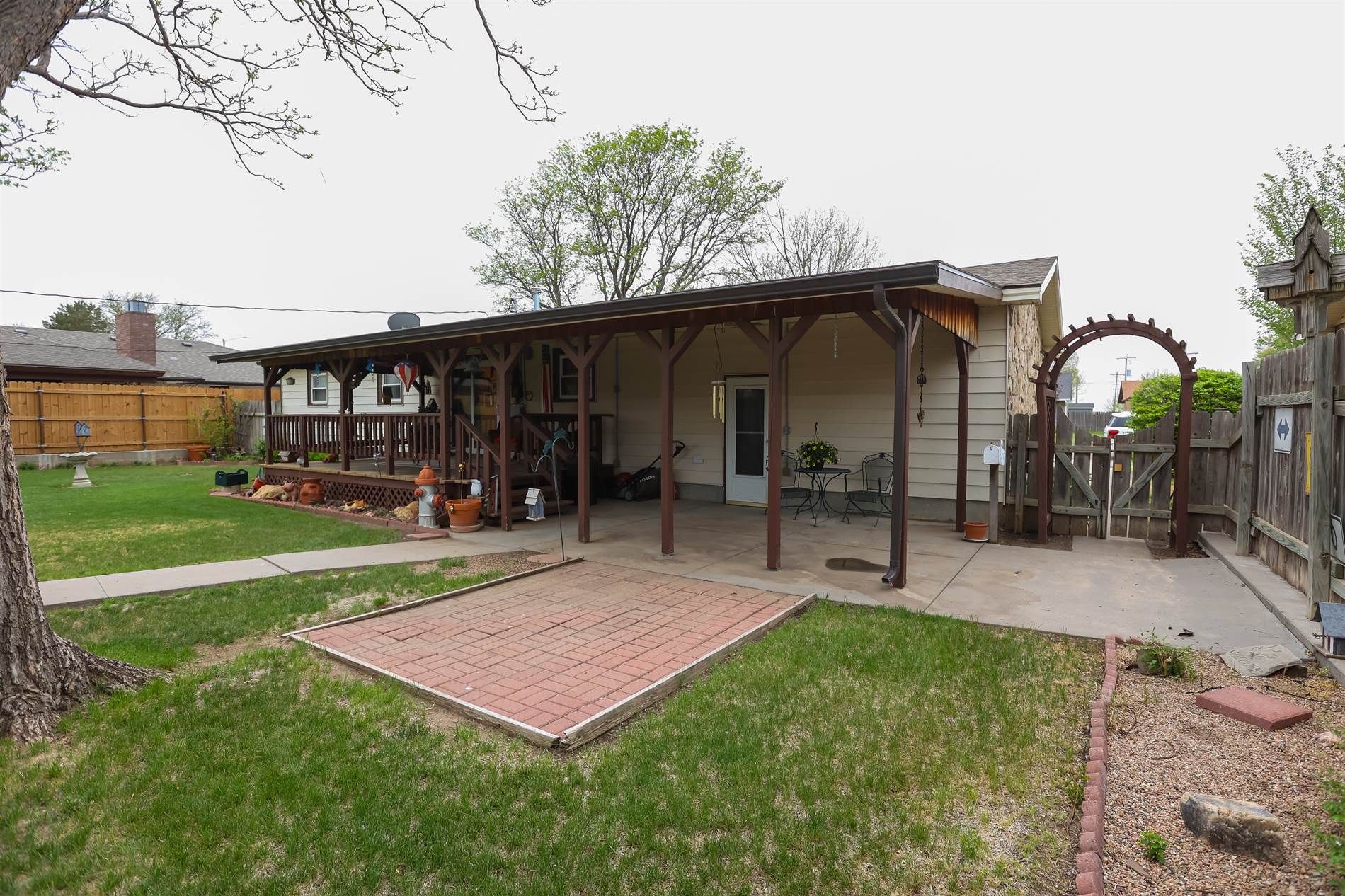 108 S Wilson St, Ulysses, KS 67880