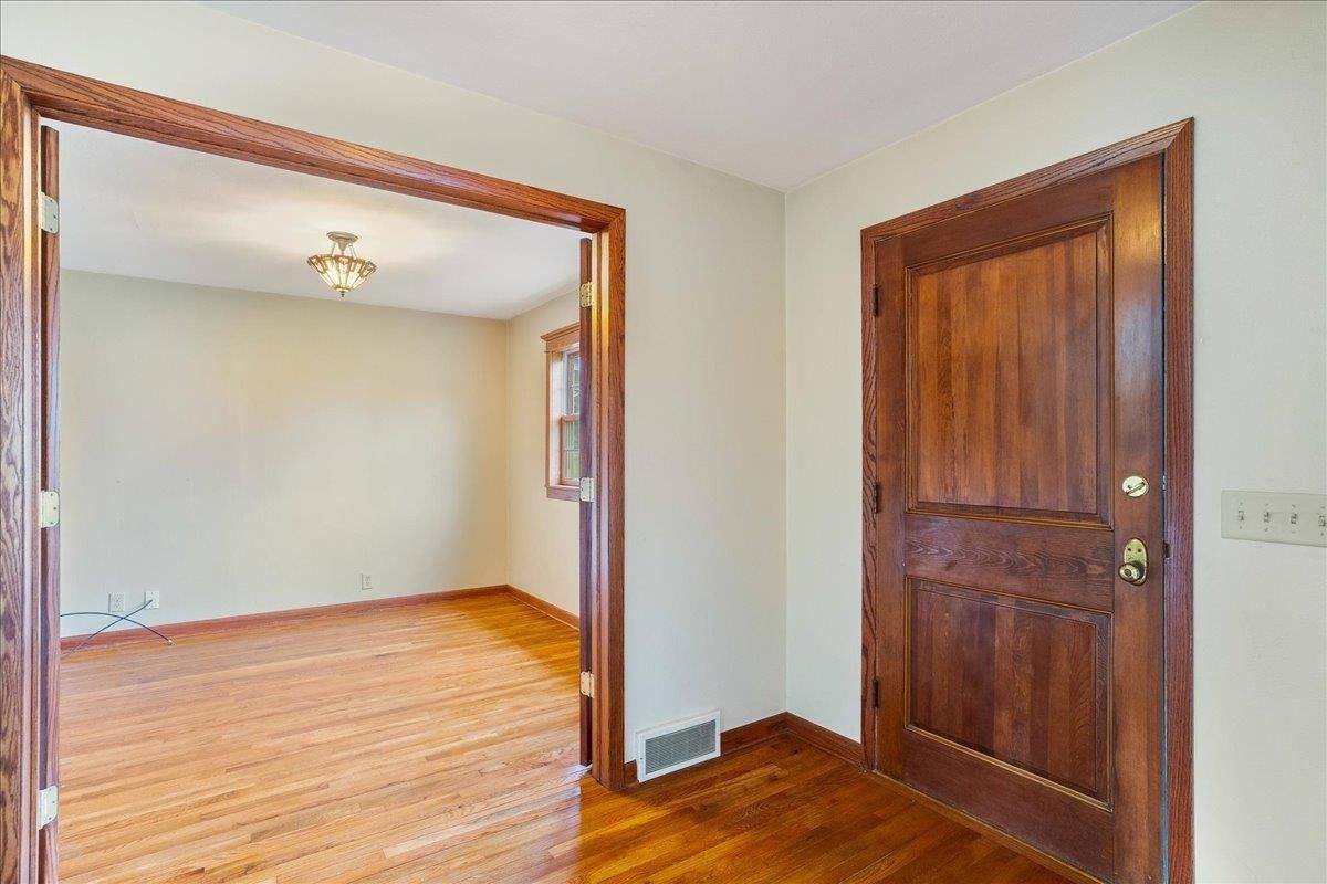 1110 W 7th Street, Marshfield, WI 54449