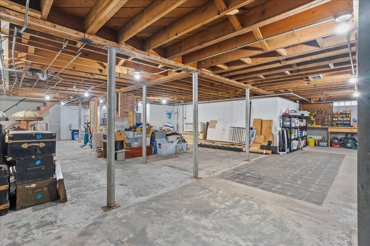 1005 W 5th Street, Marshfield, WI 54449