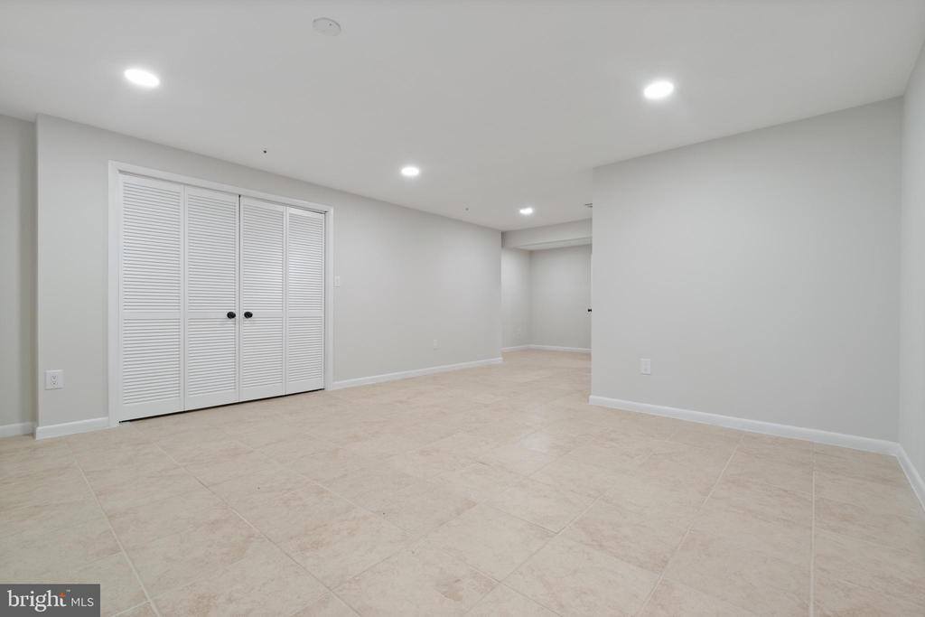 2934 Buckthorn, Lanham, MD 20706