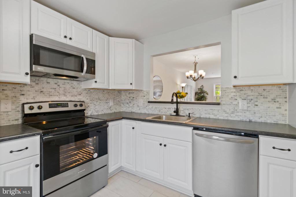 2934 Buckthorn, Lanham, MD 20706