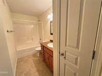 4521 Sundancer Loop SE, Mandan, ND 58554