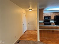 4521 Sundancer Loop SE, Mandan, ND 58554