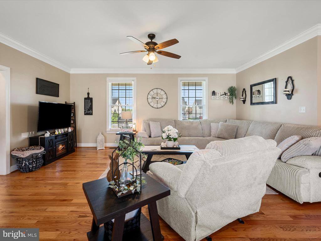 77 Azera Drive, Inwood, WV 25428