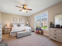 77 Azera Drive, Inwood, WV 25428