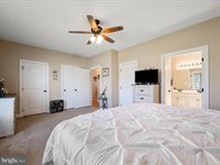 77 Azera Drive, Inwood, WV 25428