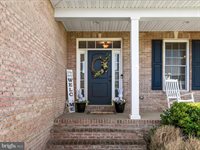 77 Azera Drive, Inwood, WV 25428