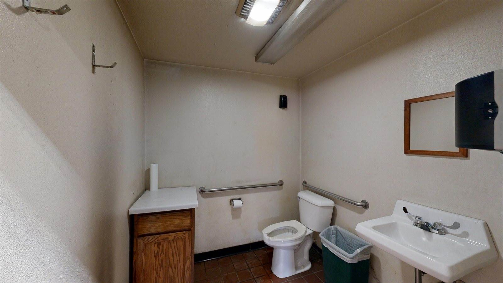 1810 East Lessard St, Prairie Du Chien, WI 53821