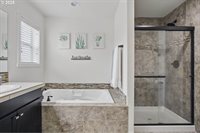 10610 NW 303RD Pl, NorthPlains, OR 97133