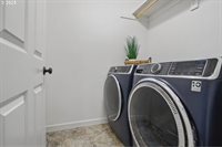 10610 NW 303RD Pl, NorthPlains, OR 97133