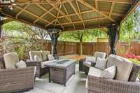 10610 NW 303RD Pl, NorthPlains, OR 97133