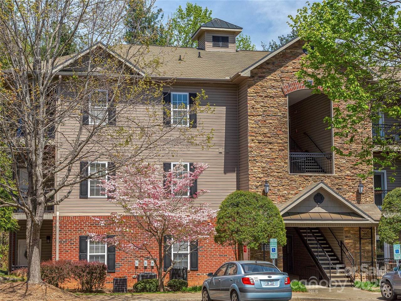 436 Appeldoorn Circle, Asheville, NC 28803