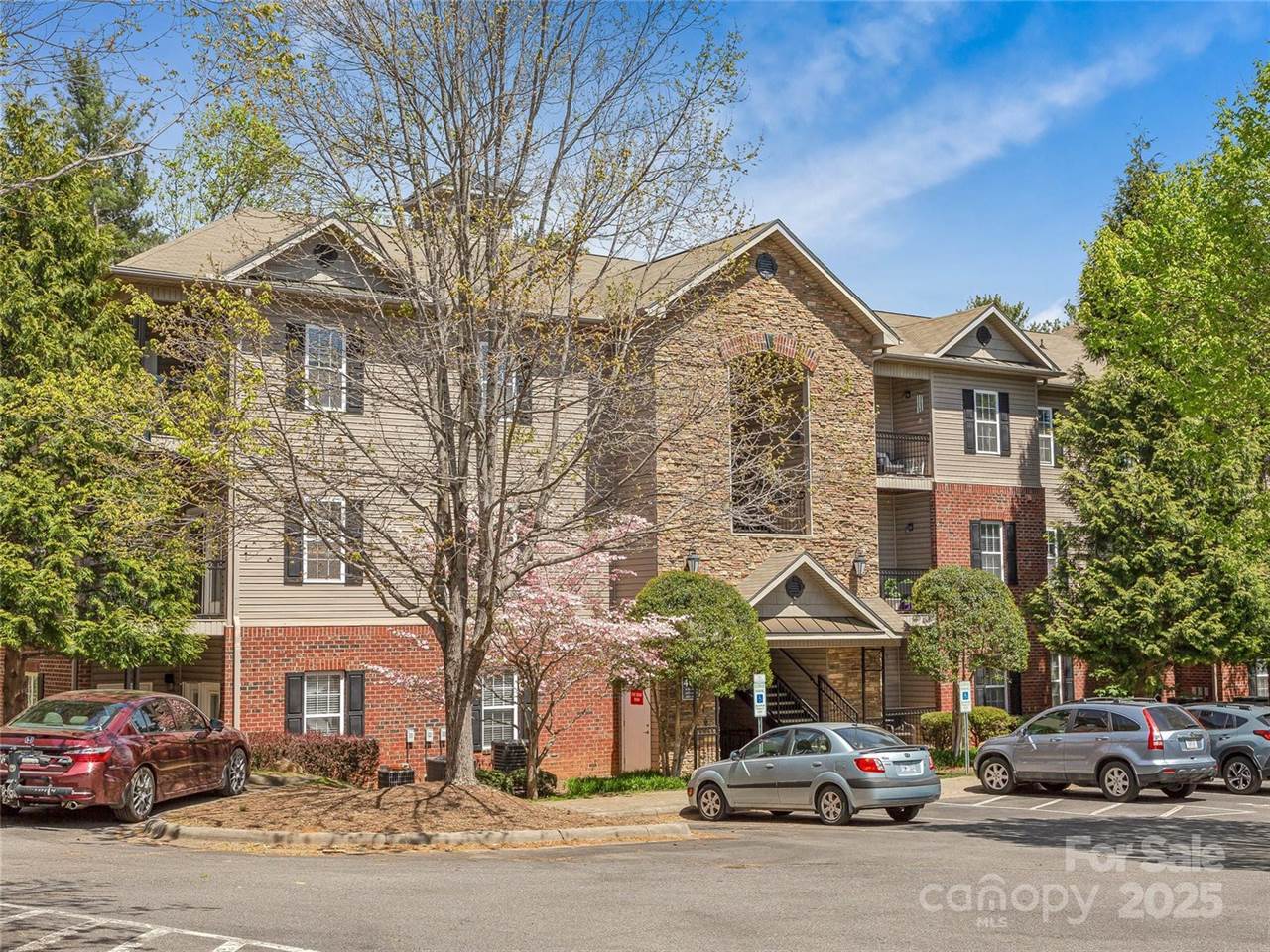 436 Appeldoorn Circle, Asheville, NC 28803