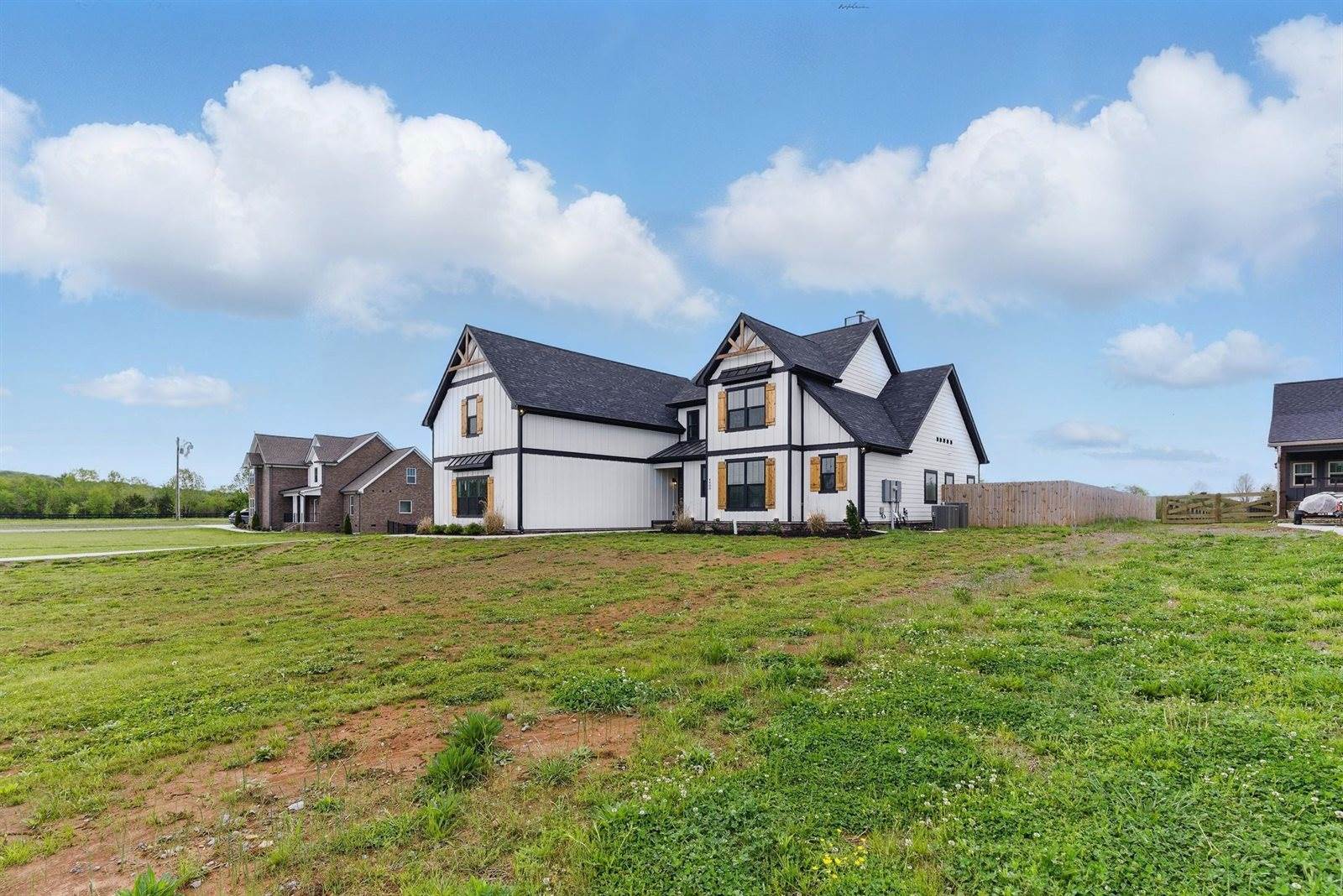 4400 E Richmond Shop Rd, Lebanon, TN 37090