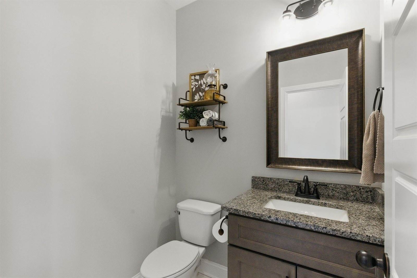 4400 E Richmond Shop Rd, Lebanon, TN 37090