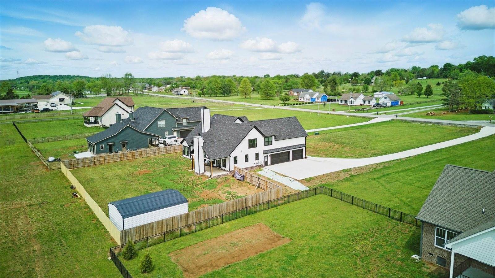 4400 E Richmond Shop Rd, Lebanon, TN 37090