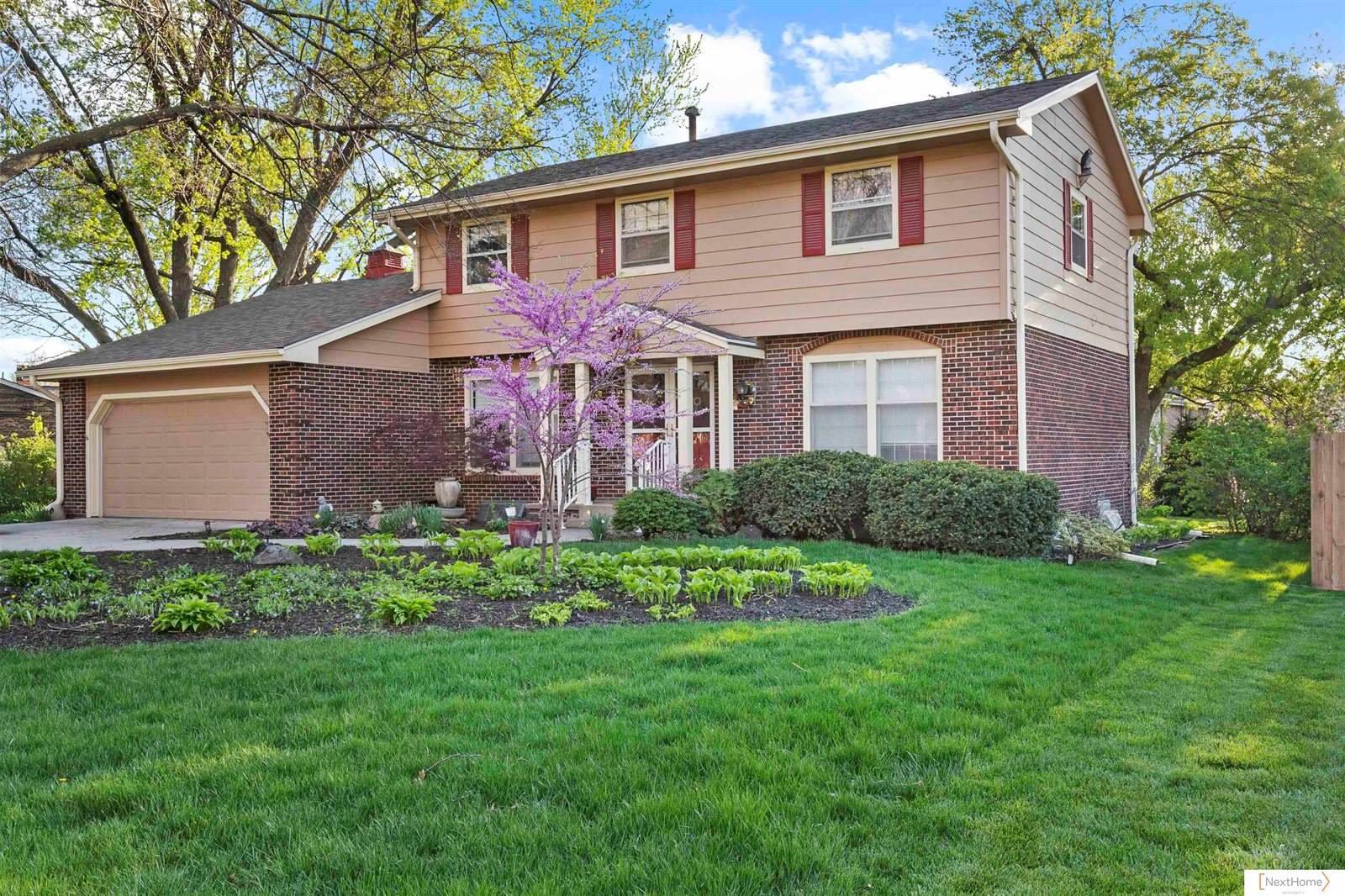 1131 Coachmans Drive, Lincoln, NE 68510