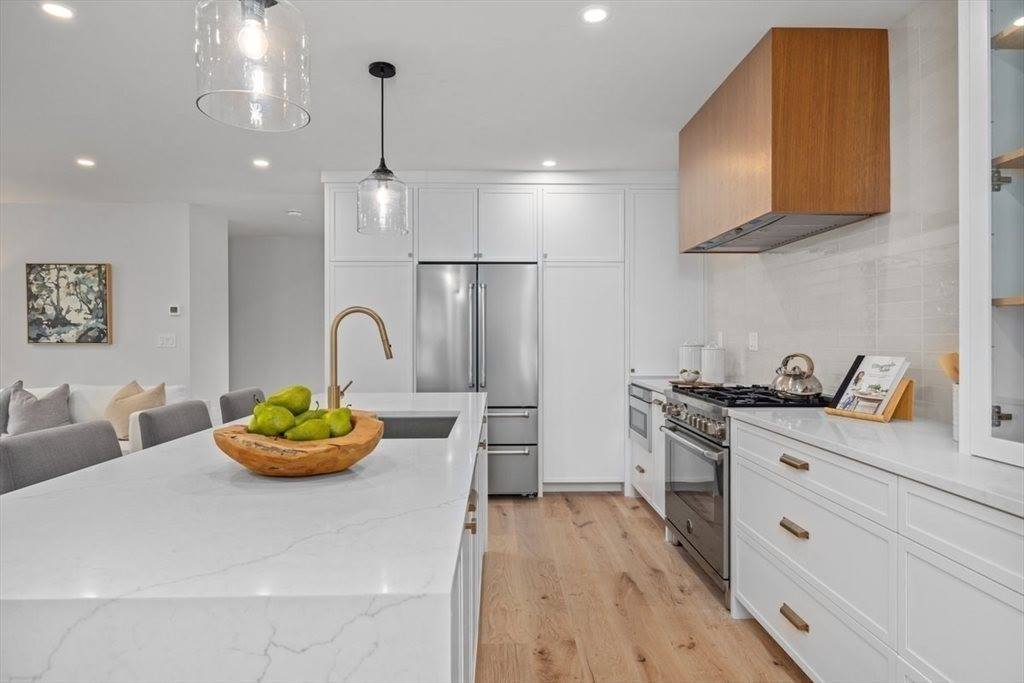 42 Forest St, #42, Arlington, MA 02476