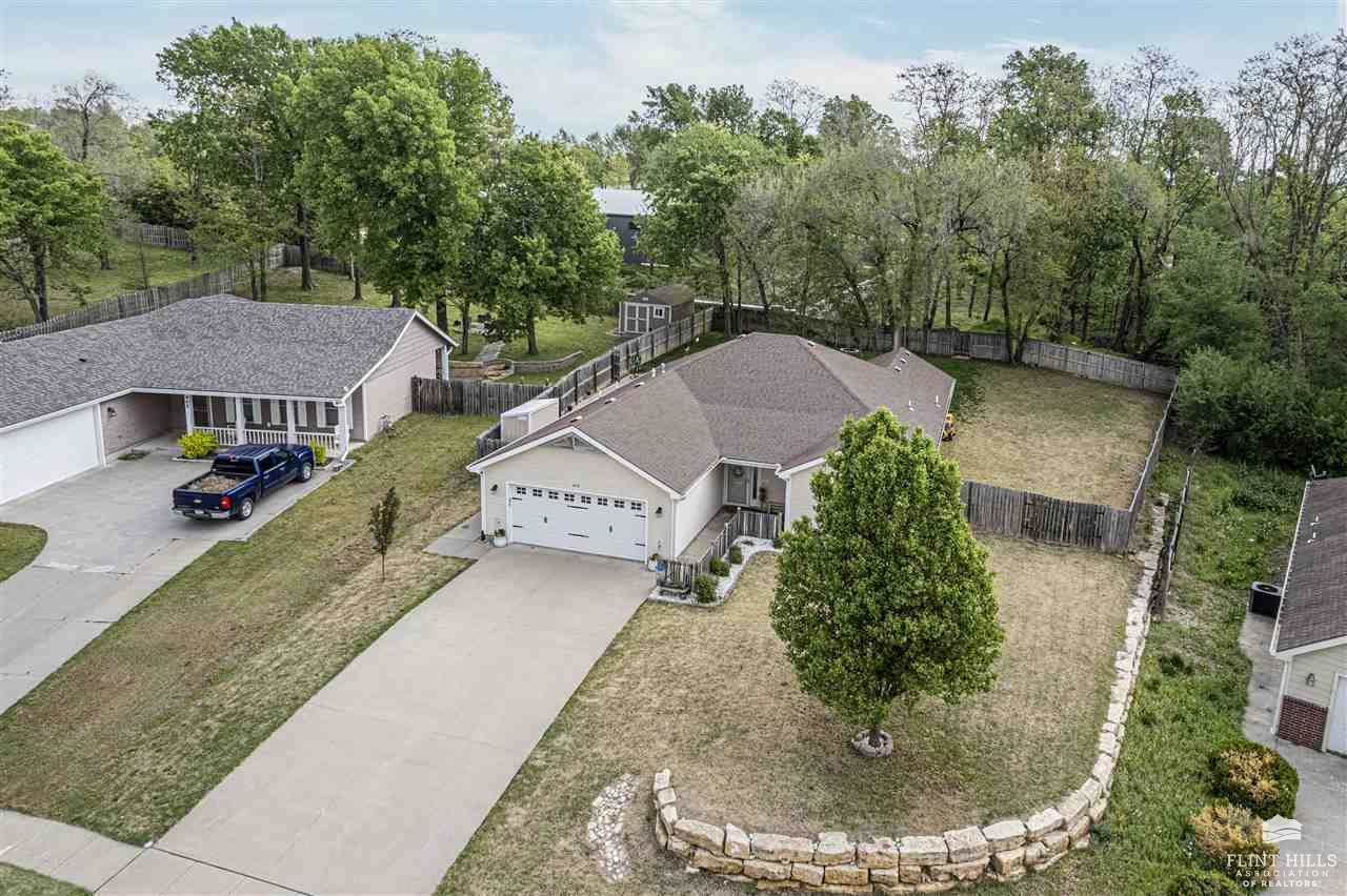 1413 Elm Creek Drive, Junction City, KS 66441