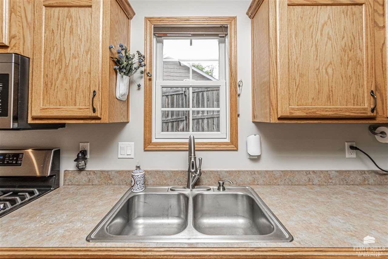 1413 Elm Creek Drive, Junction City, KS 66441