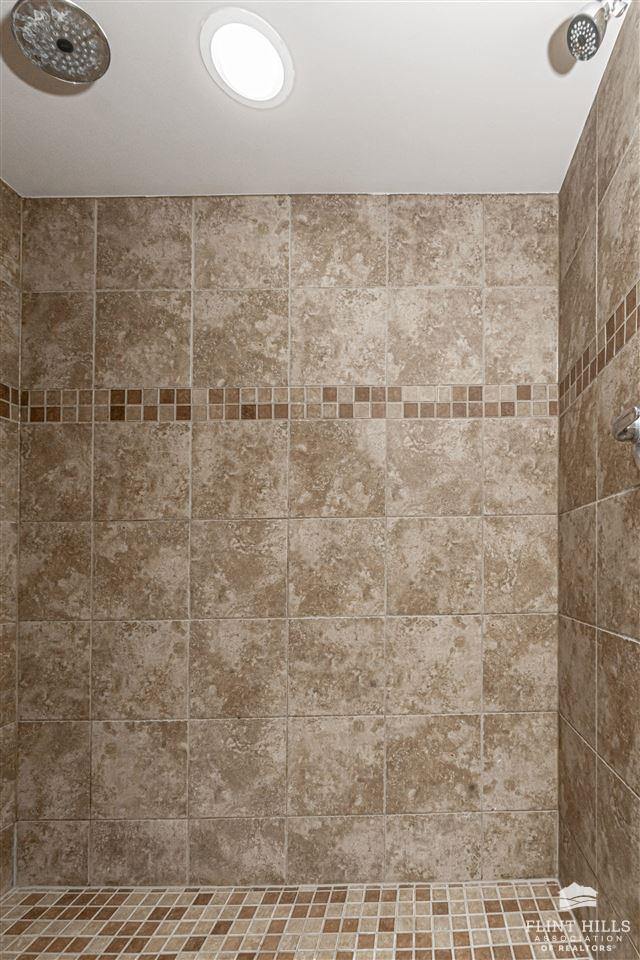 1413 Elm Creek Drive, Junction City, KS 66441