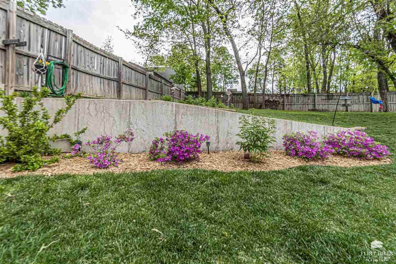 1413 Elm Creek Drive, Junction City, KS 66441