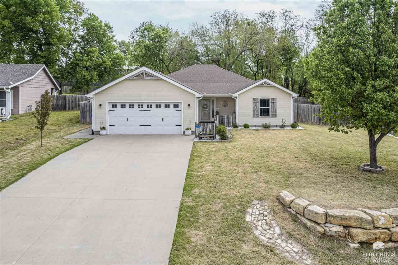 1413 Elm Creek Drive, Junction City, KS 66441