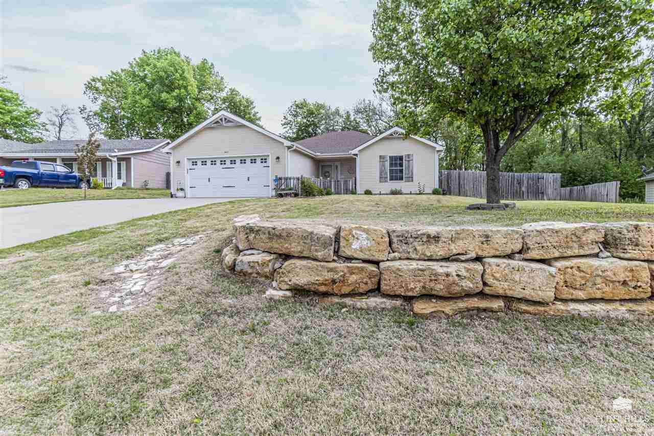 1413 Elm Creek Drive, Junction City, KS 66441