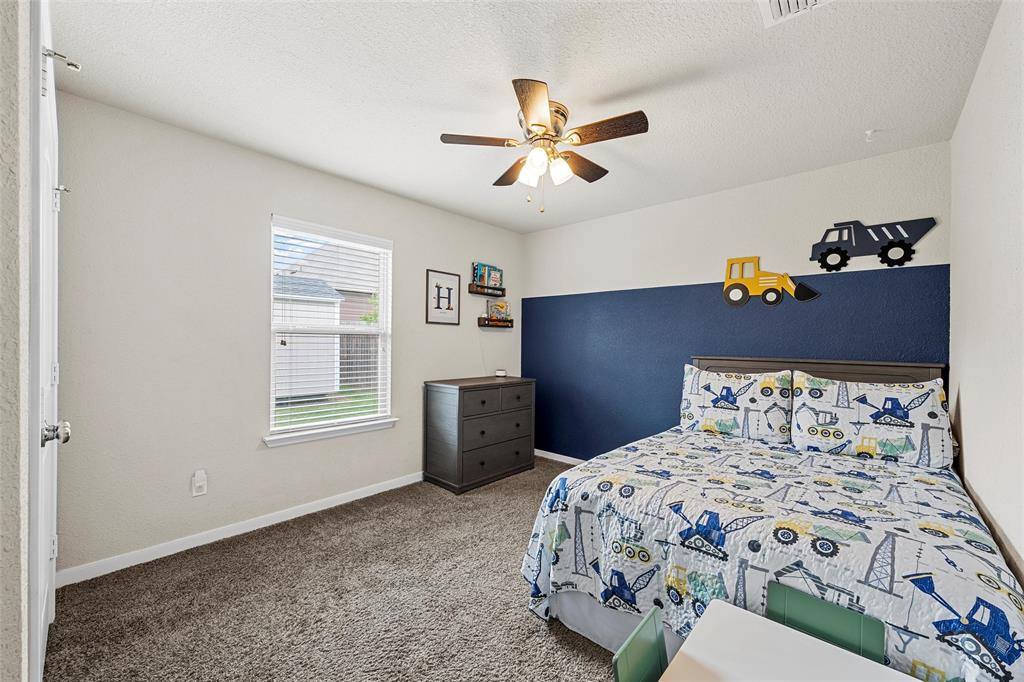 3017 Gilchrist Drive, Lorena, TX 76655