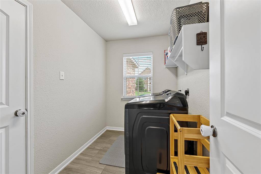 3017 Gilchrist Drive, Lorena, TX 76655