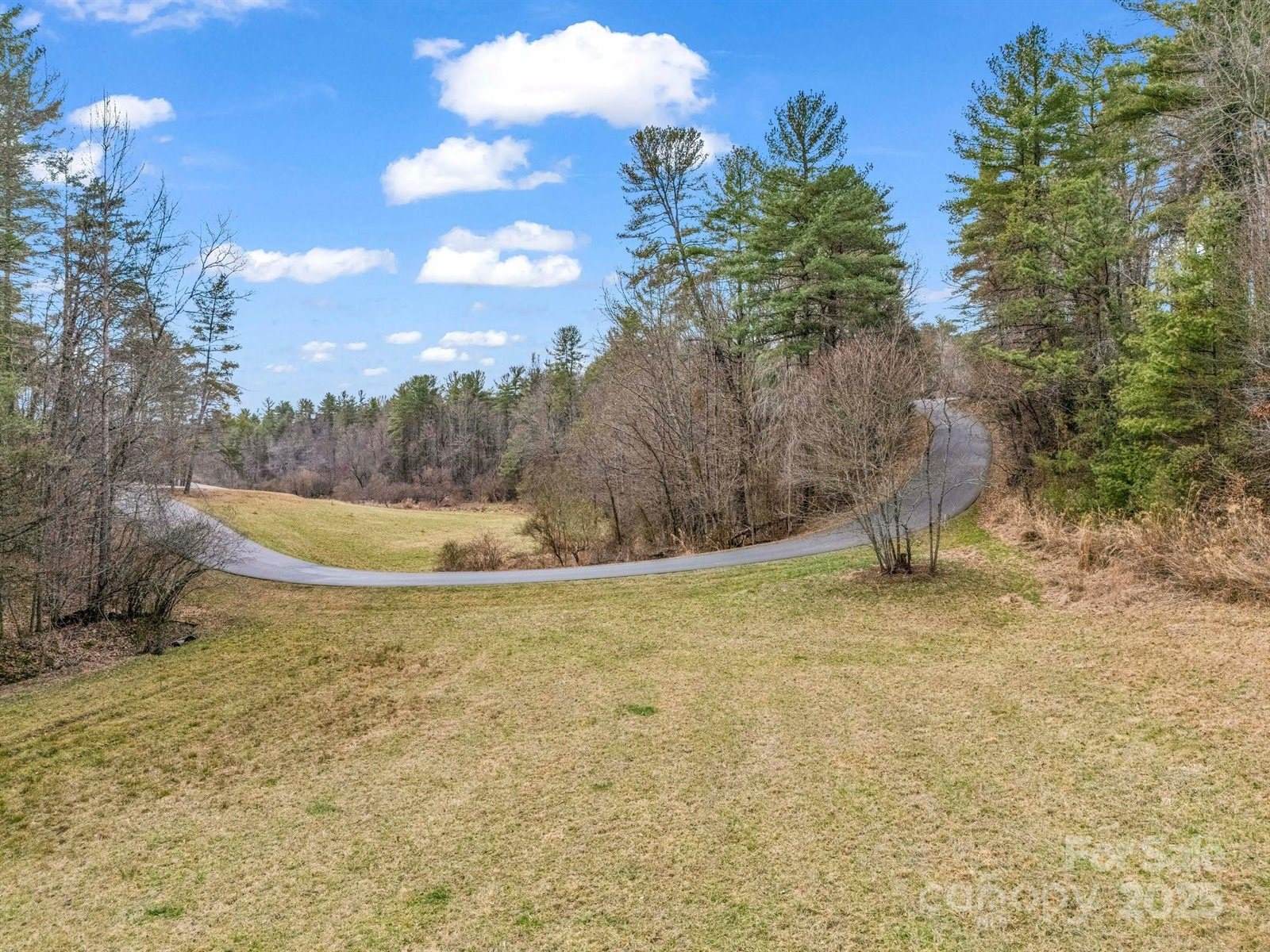 9999 Gabriels Creek Road, Mars Hill, NC 28754