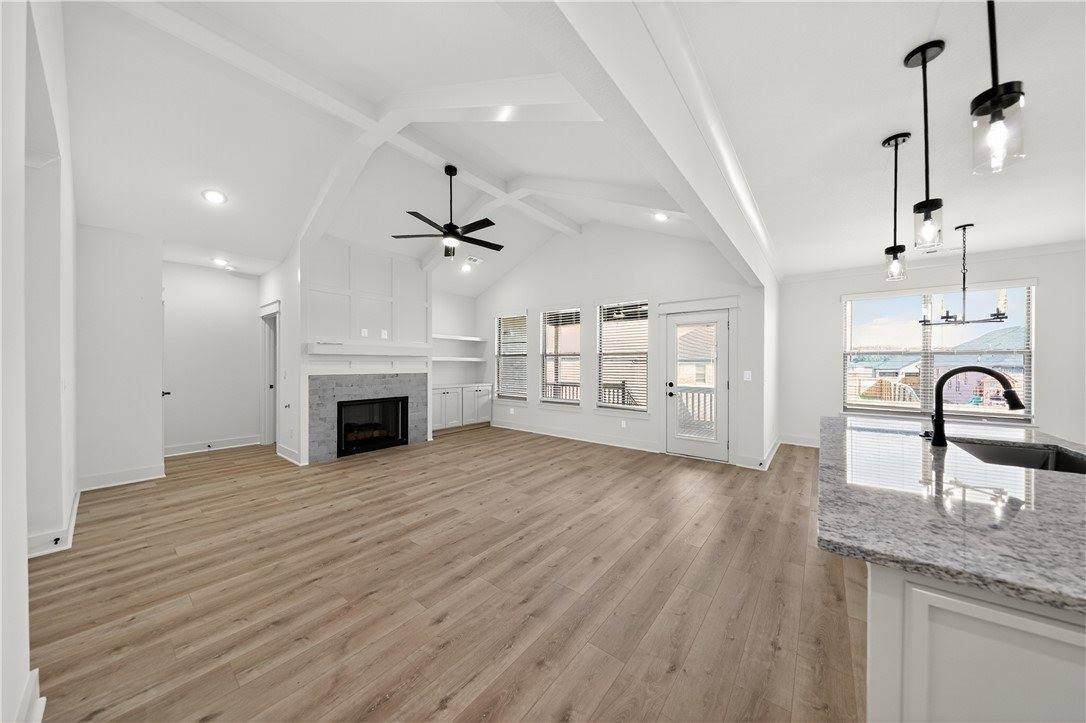 7820 Scenic Valley Avenue, Springdale, AR 72762