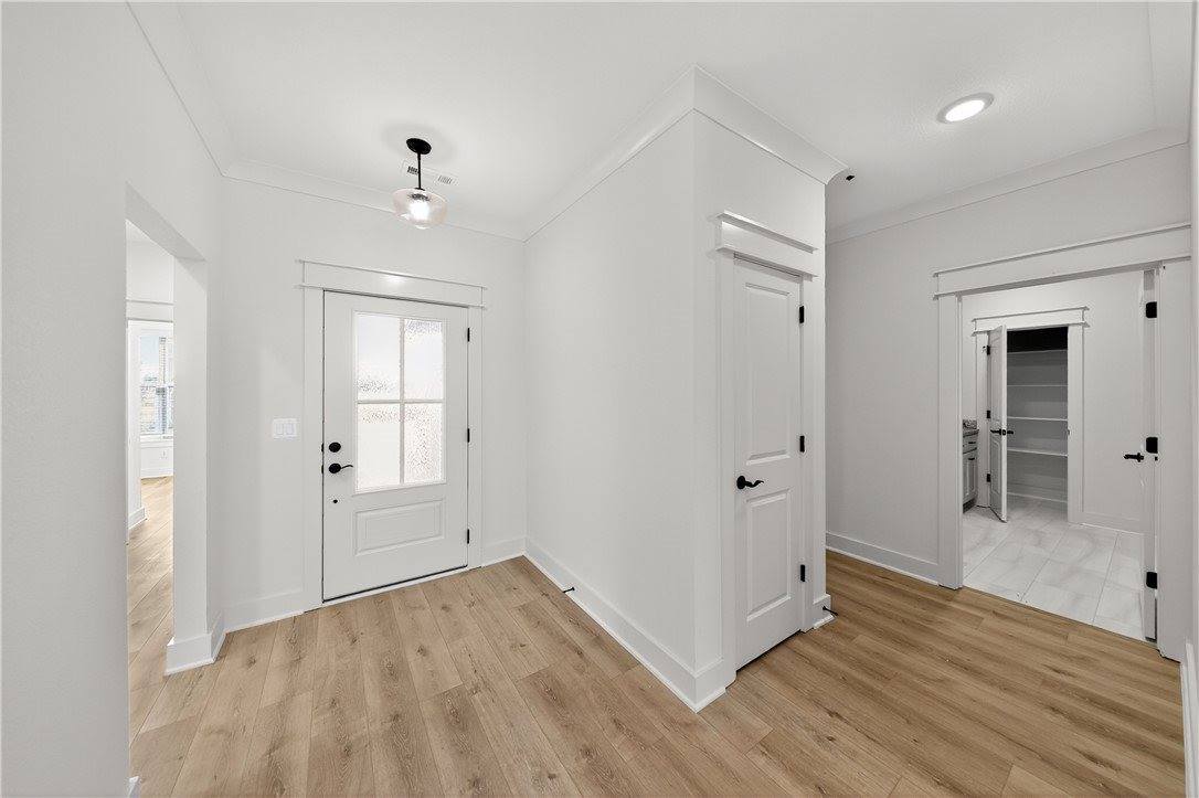 7820 Scenic Valley Avenue, Springdale, AR 72762