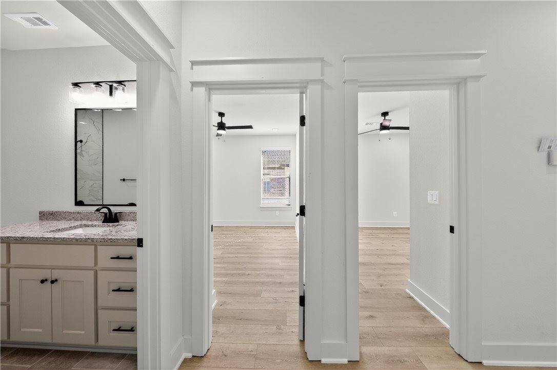 7820 Scenic Valley Avenue, Springdale, AR 72762