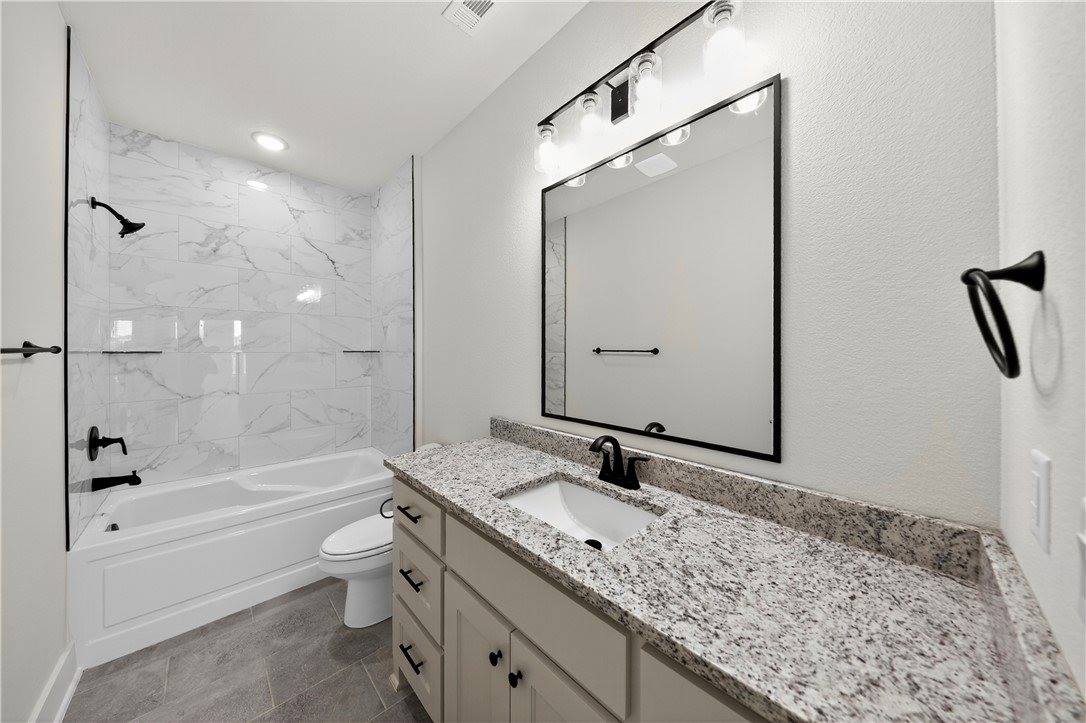 7820 Scenic Valley Avenue, Springdale, AR 72762