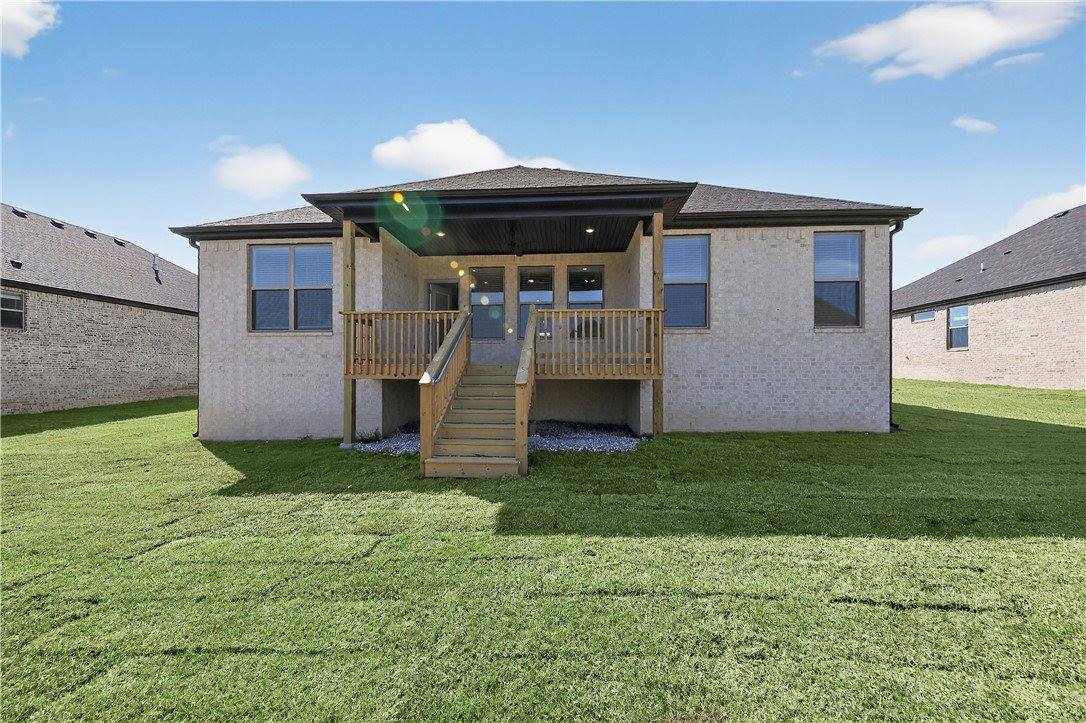 7820 Scenic Valley Avenue, Springdale, AR 72762