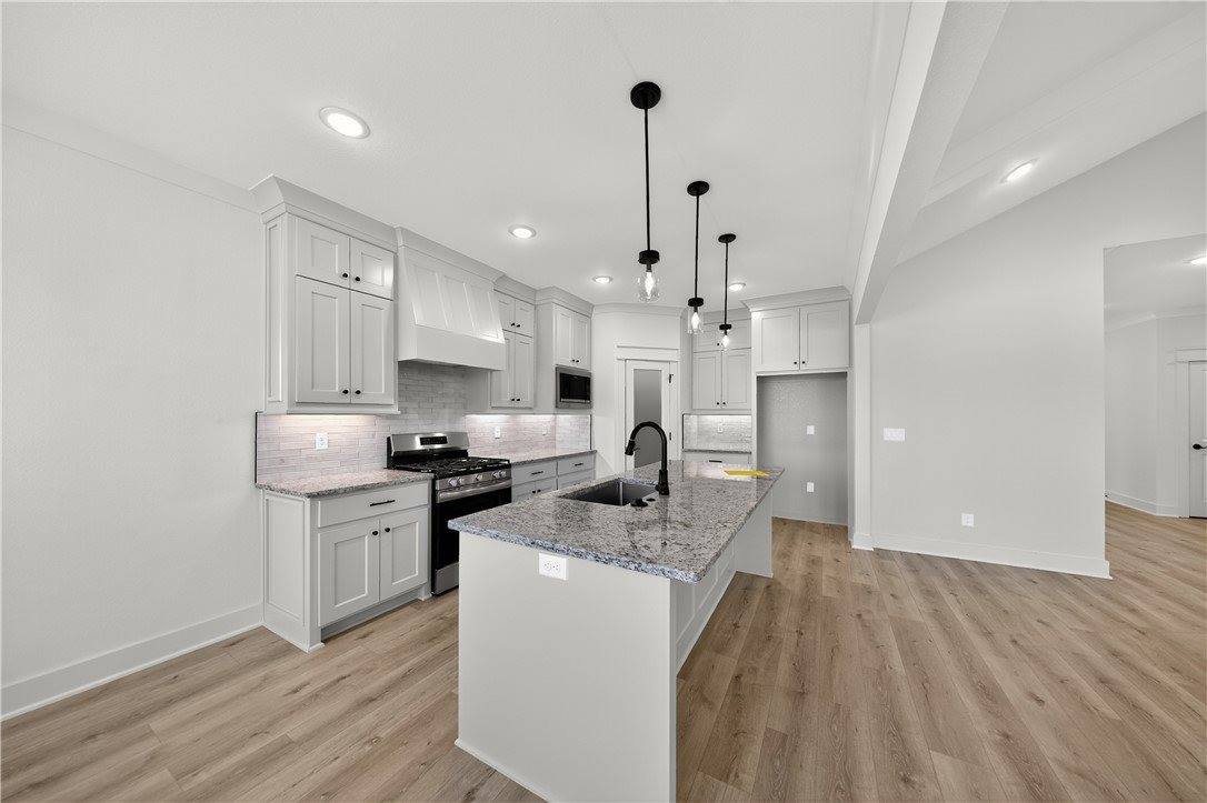 7820 Scenic Valley Avenue, Springdale, AR 72762