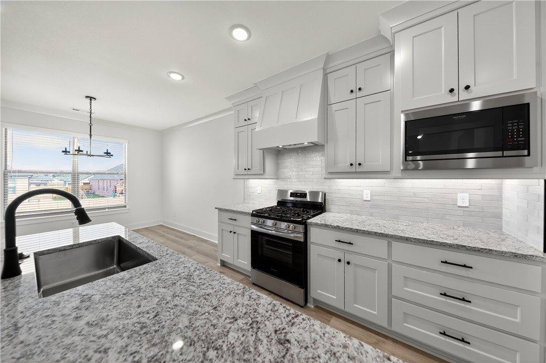 7820 Scenic Valley Avenue, Springdale, AR 72762