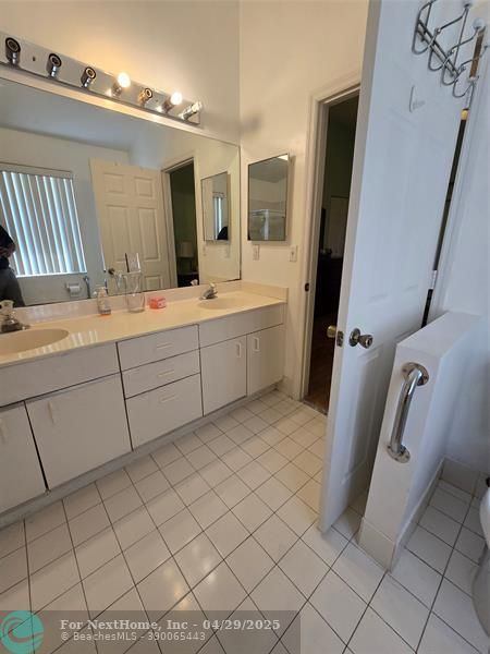 16226 NW 19th St, Pembroke Pines, FL 33028