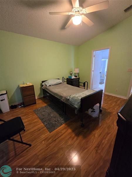 16226 NW 19th St, Pembroke Pines, FL 33028