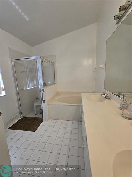 16226 NW 19th St, Pembroke Pines, FL 33028