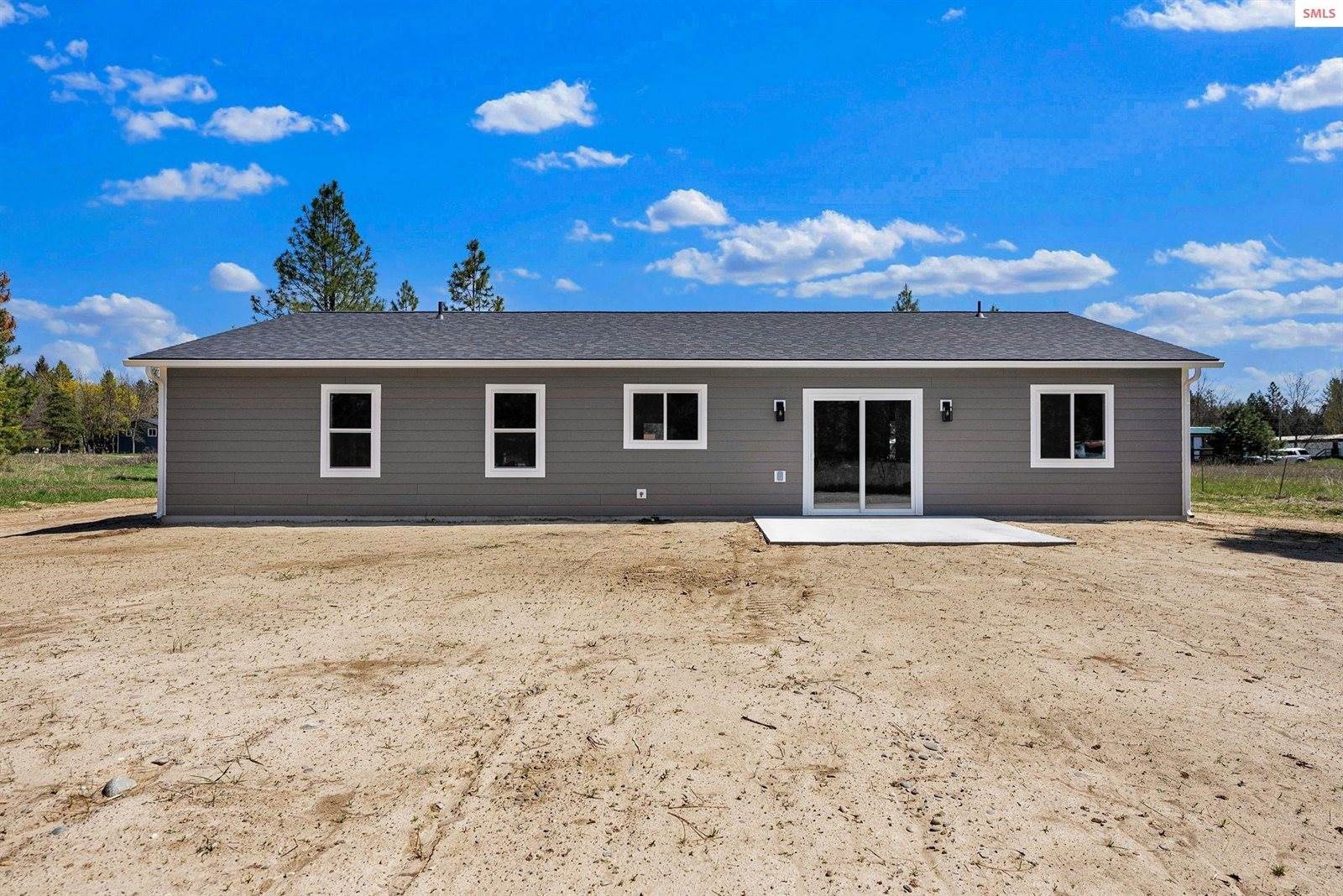 69 Pomelo Pl, Moyie Springs, ID 83845