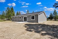 69 Pomelo Pl, Moyie Springs, ID 83845