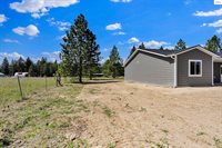 69 Pomelo Pl, Moyie Springs, ID 83845