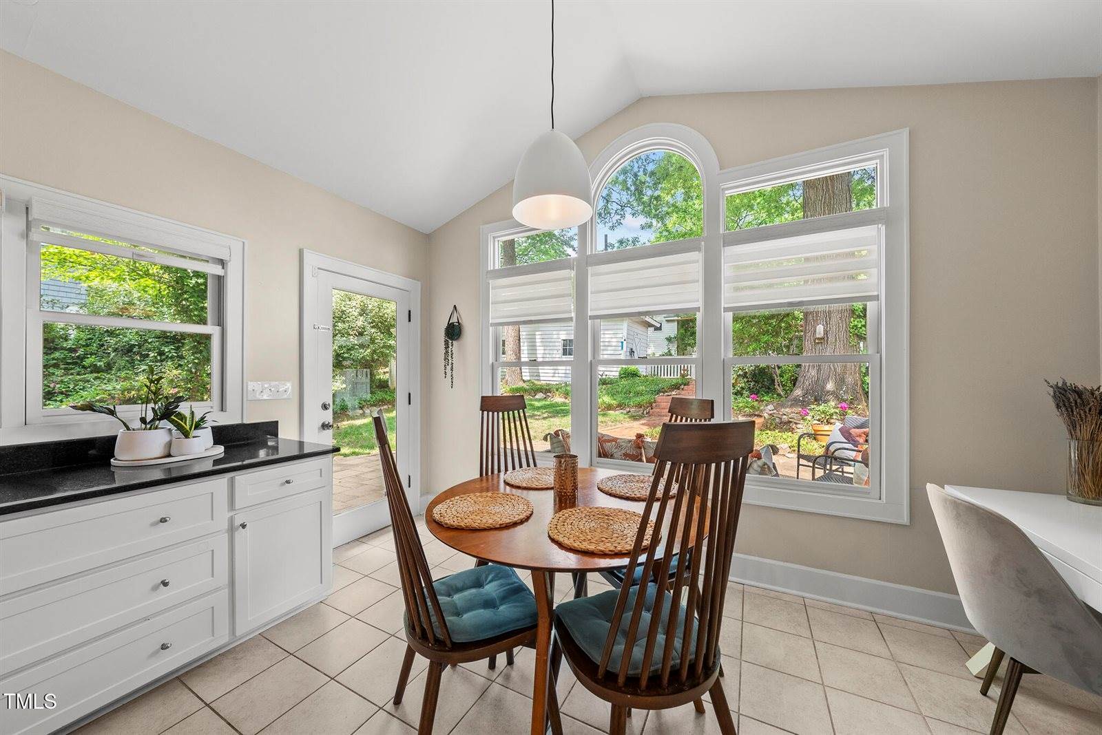 223 Hawthorne Road, Raleigh, NC 27605