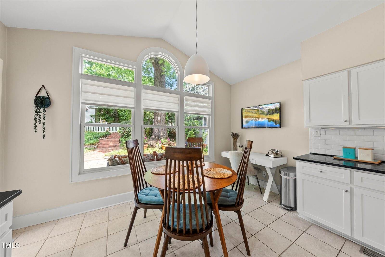 223 Hawthorne Road, Raleigh, NC 27605