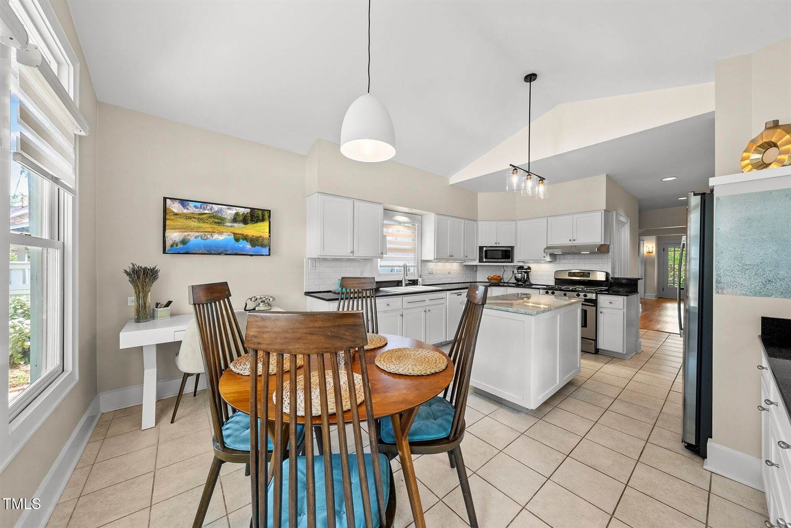 223 Hawthorne Road, Raleigh, NC 27605