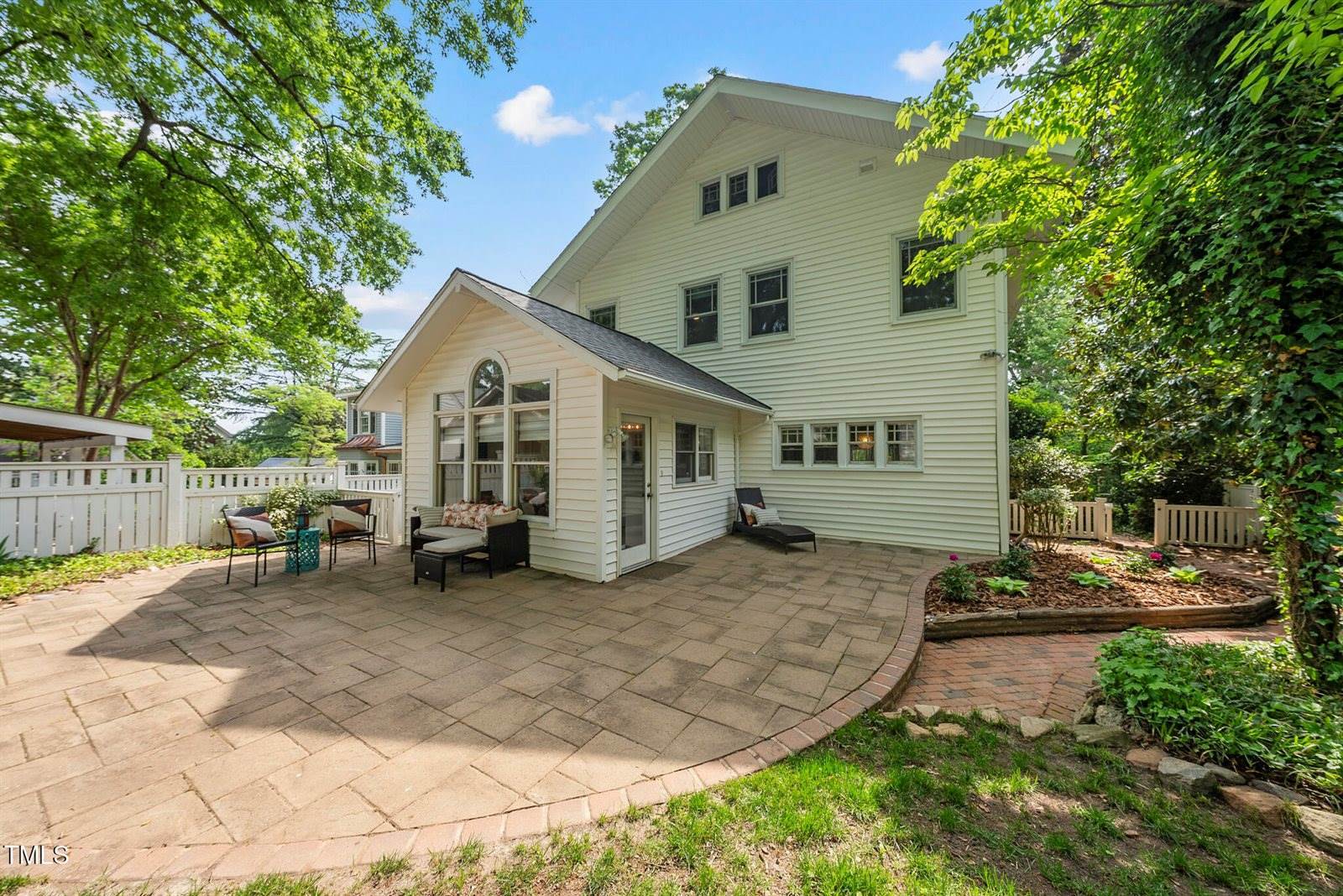 223 Hawthorne Road, Raleigh, NC 27605